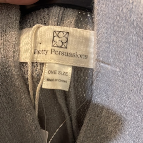 Pretty Persuasions Silvery Gray Poncho w Fringes ONE SIZE - Picture 2 of 2